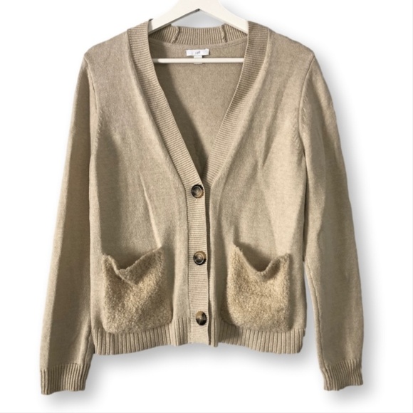 J. Jill Cardigan Faux Fur Pockets V Neck Sweater Size XS Oatmeal - Picture 1 of 15